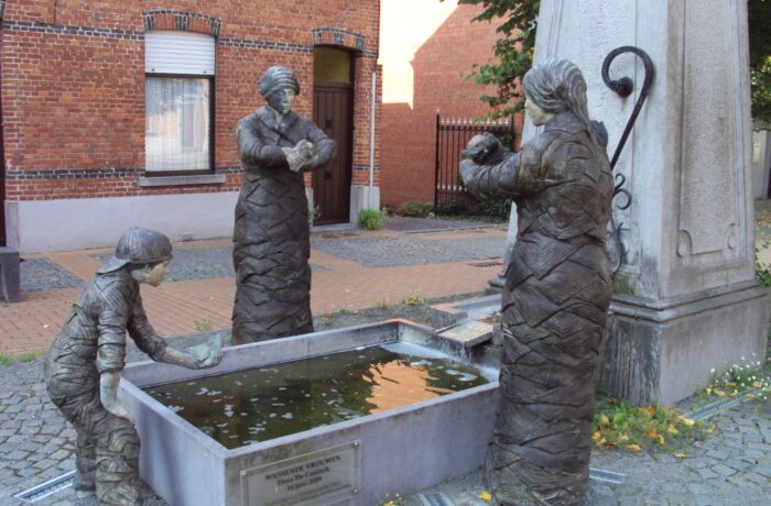DE WASSENDE VROUWEN